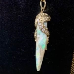 Diamond, 14kt gold and opal pendant